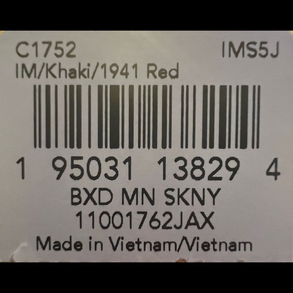 Coach Mini-ID Wallet and Keychain Set - Picture 7 of 7